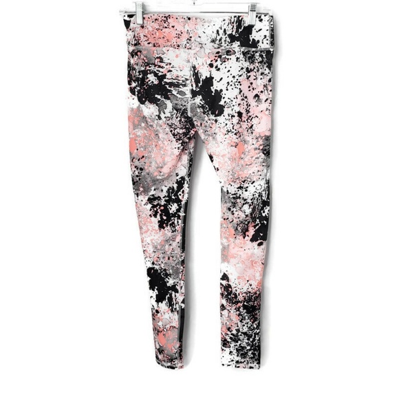 Fabletics Salar Splatter Pink Print Choice Legging - Picture 4 of 6